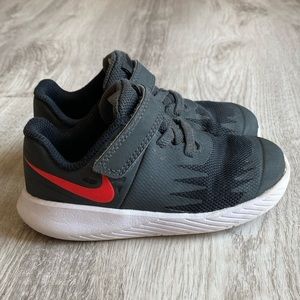 Toddler Nike shoes